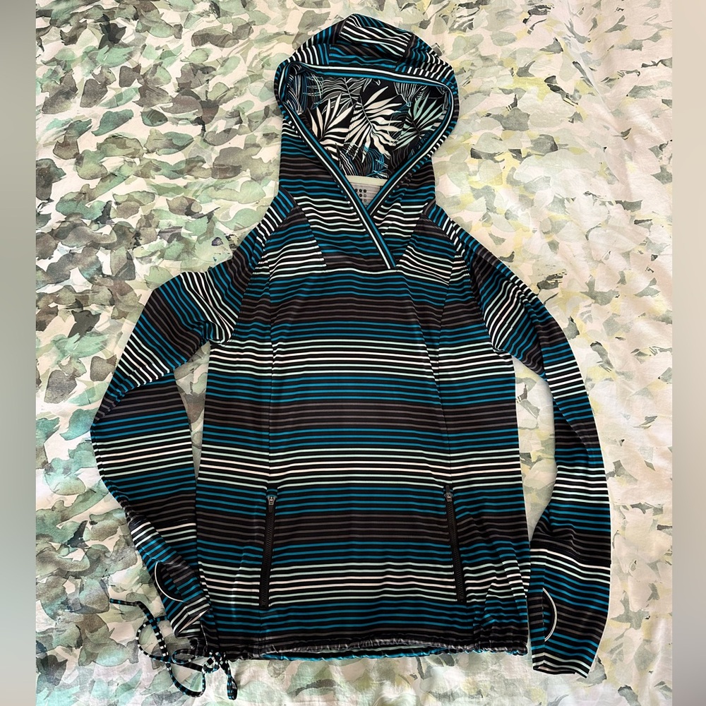 Title Nine Sunbuster Hoodie Size M